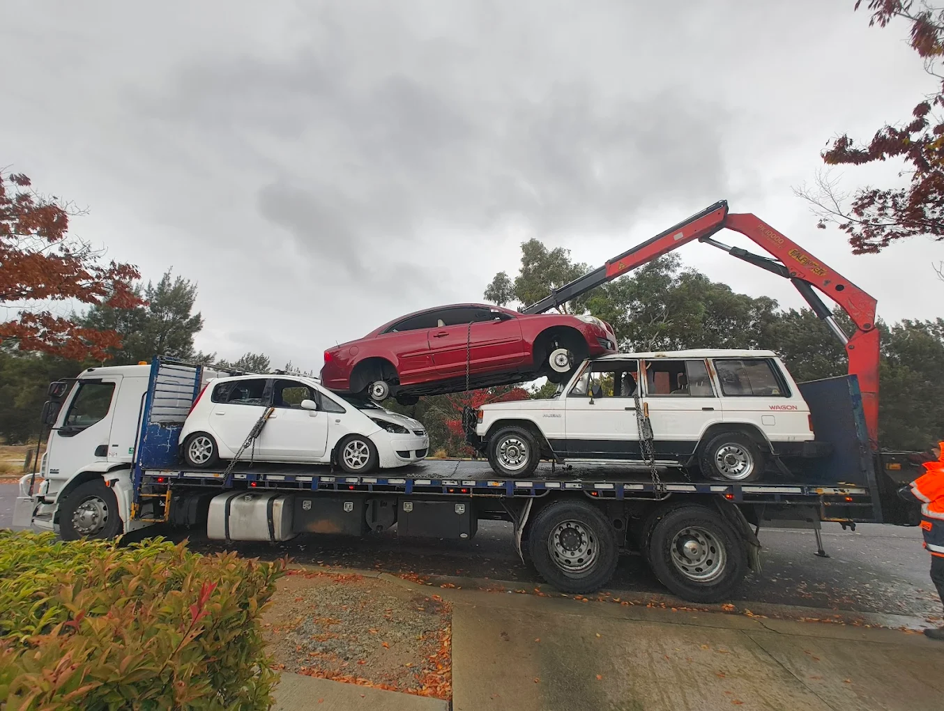 Old car being sold and removed in Canberra